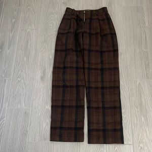 Aritzia Babaton plaid trouser size 0